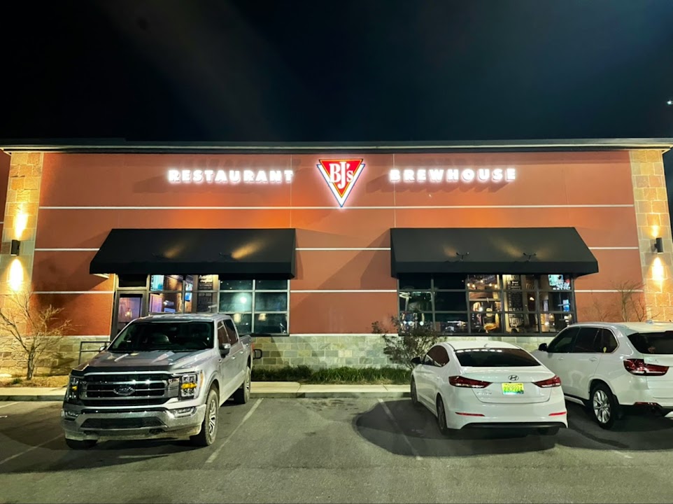 BJ's Restaurant & Brewhouse